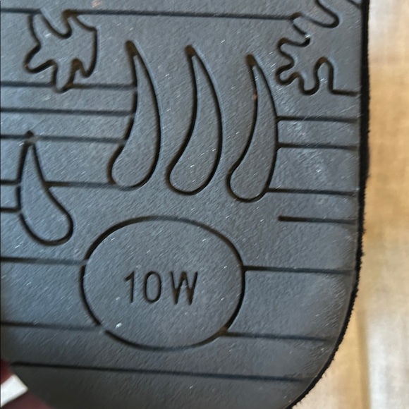 BEAR PAWS WOMENS BUTTON FLAT BLACK SUEDE UPPER ROSY SNOW BOOTIES SZ 10 - Picture 8 of 10